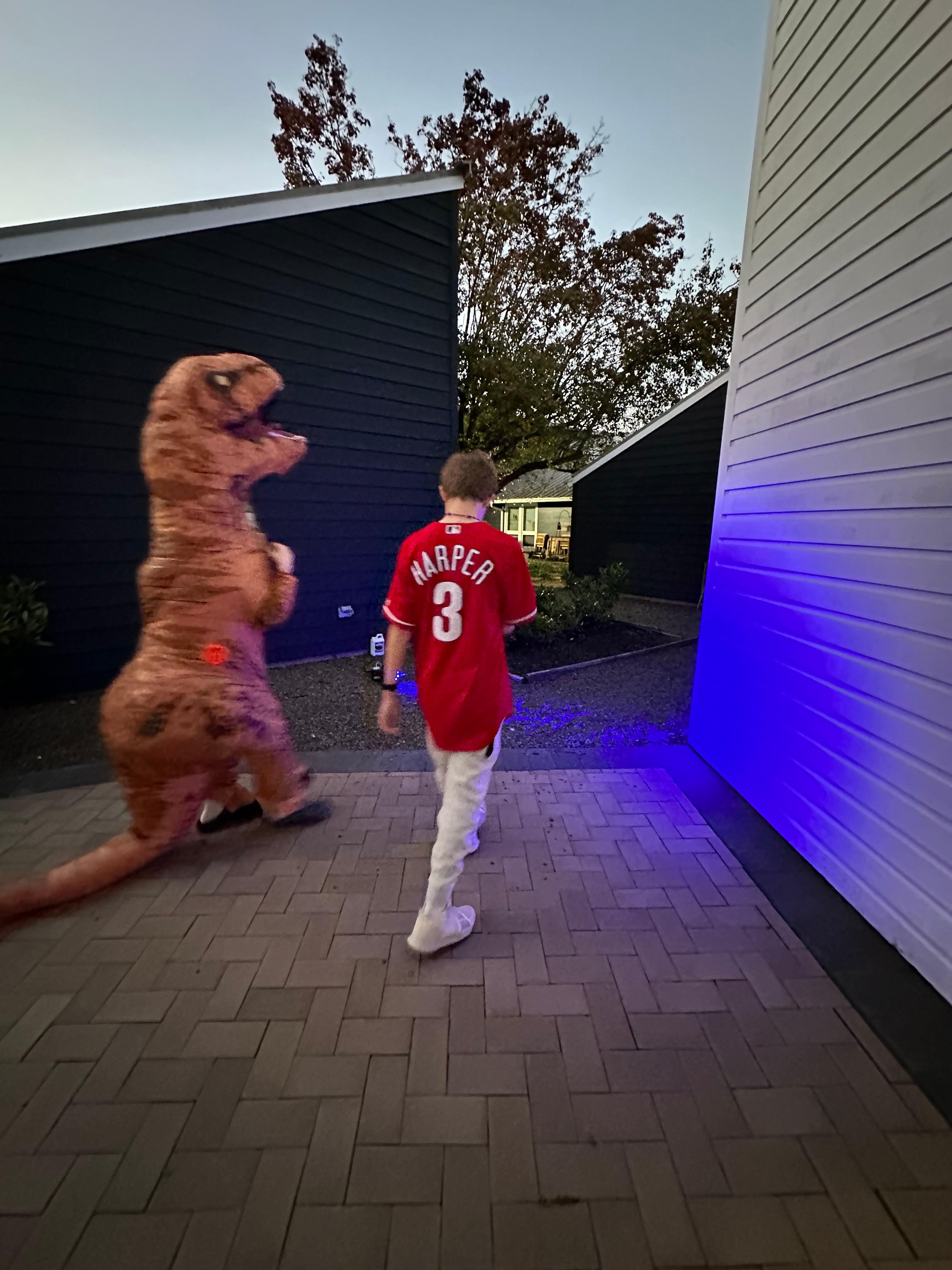 Photo Oct 27 2023, 6 20 15 PM-1